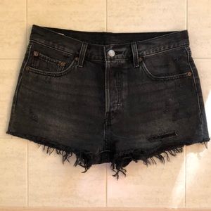 NWOT Levi’s 501 Shorts